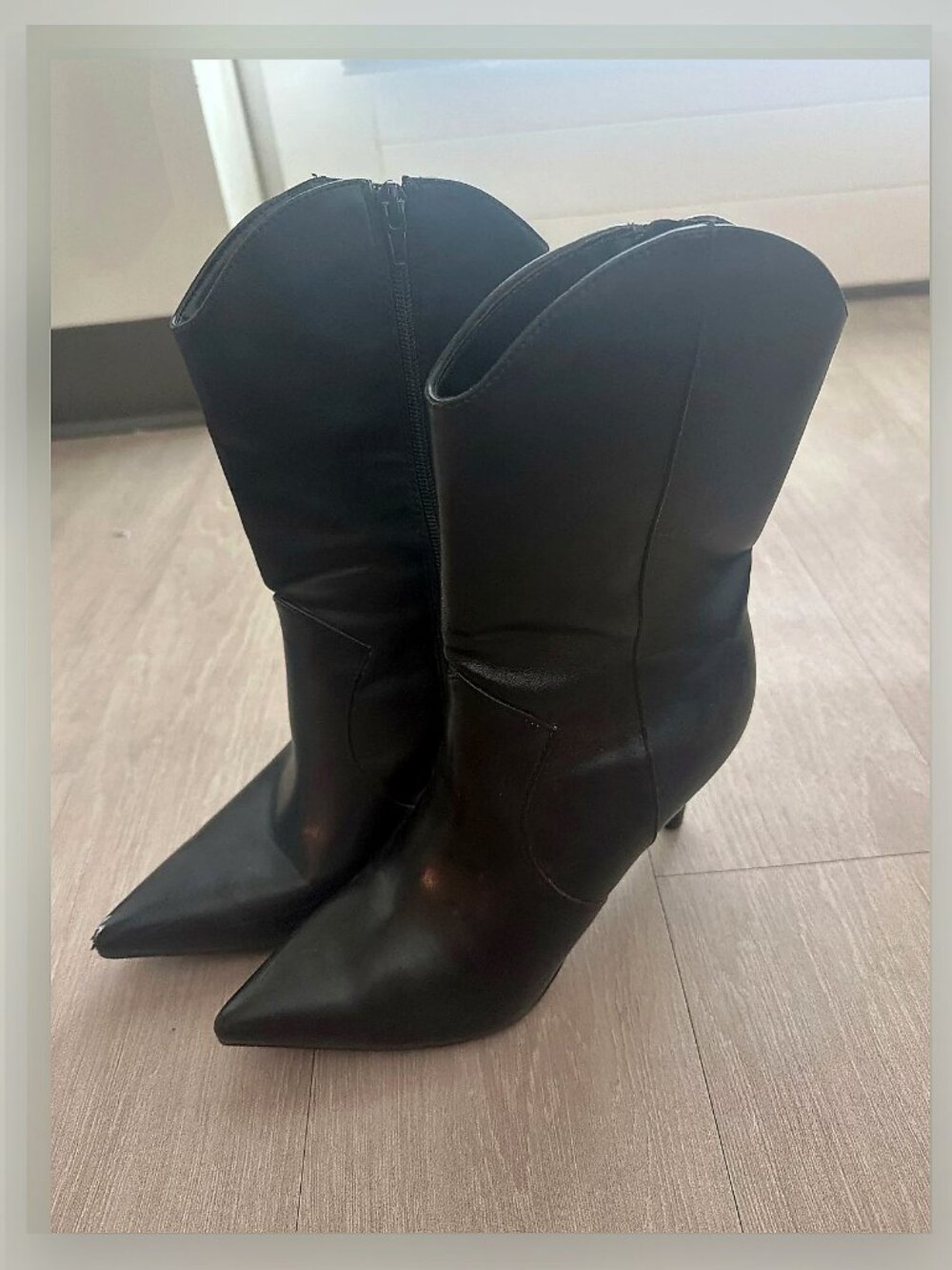 Nine west